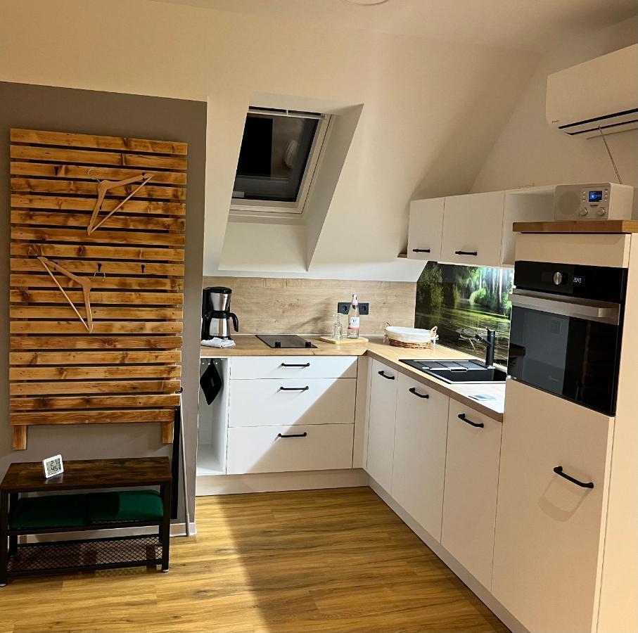Zur Kleinen Glocke Appartement Burg  Buitenkant foto